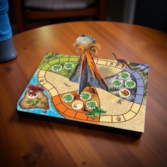 Peaceable Kingdom Dinosaur Escape Award Winning Cooperative Memory Game - Picture 3 of 3